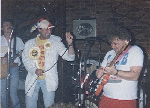 Stuart on stage with the Wellington Bootles in Luton 1987